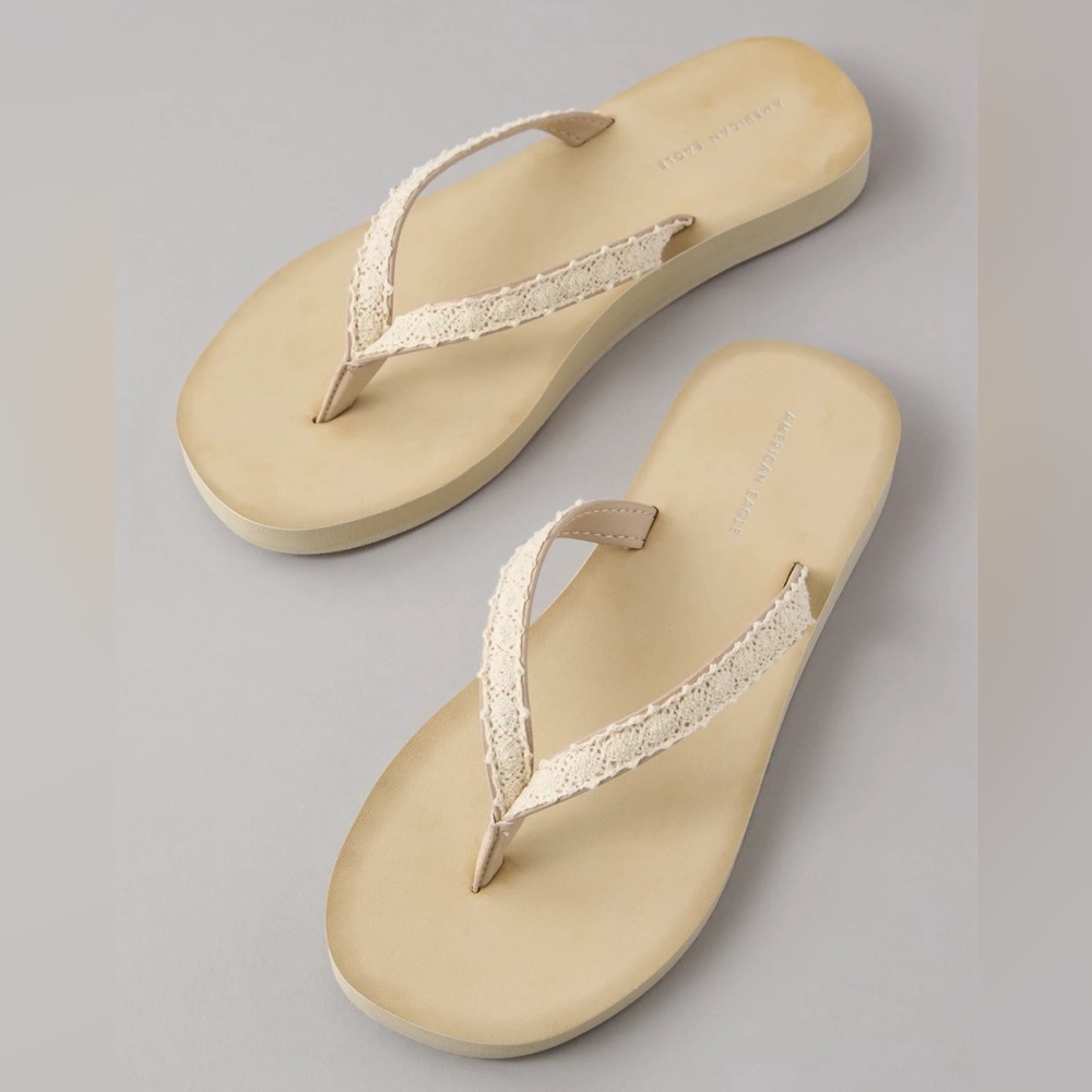 American Eagle Outfitters Crochet AE Textured Overlay Flip Flop Thing Sandals